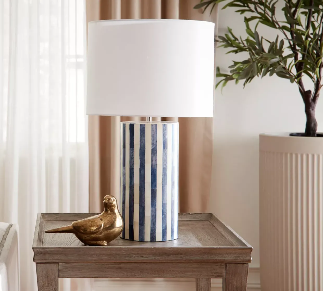 Corinth Table Lamp