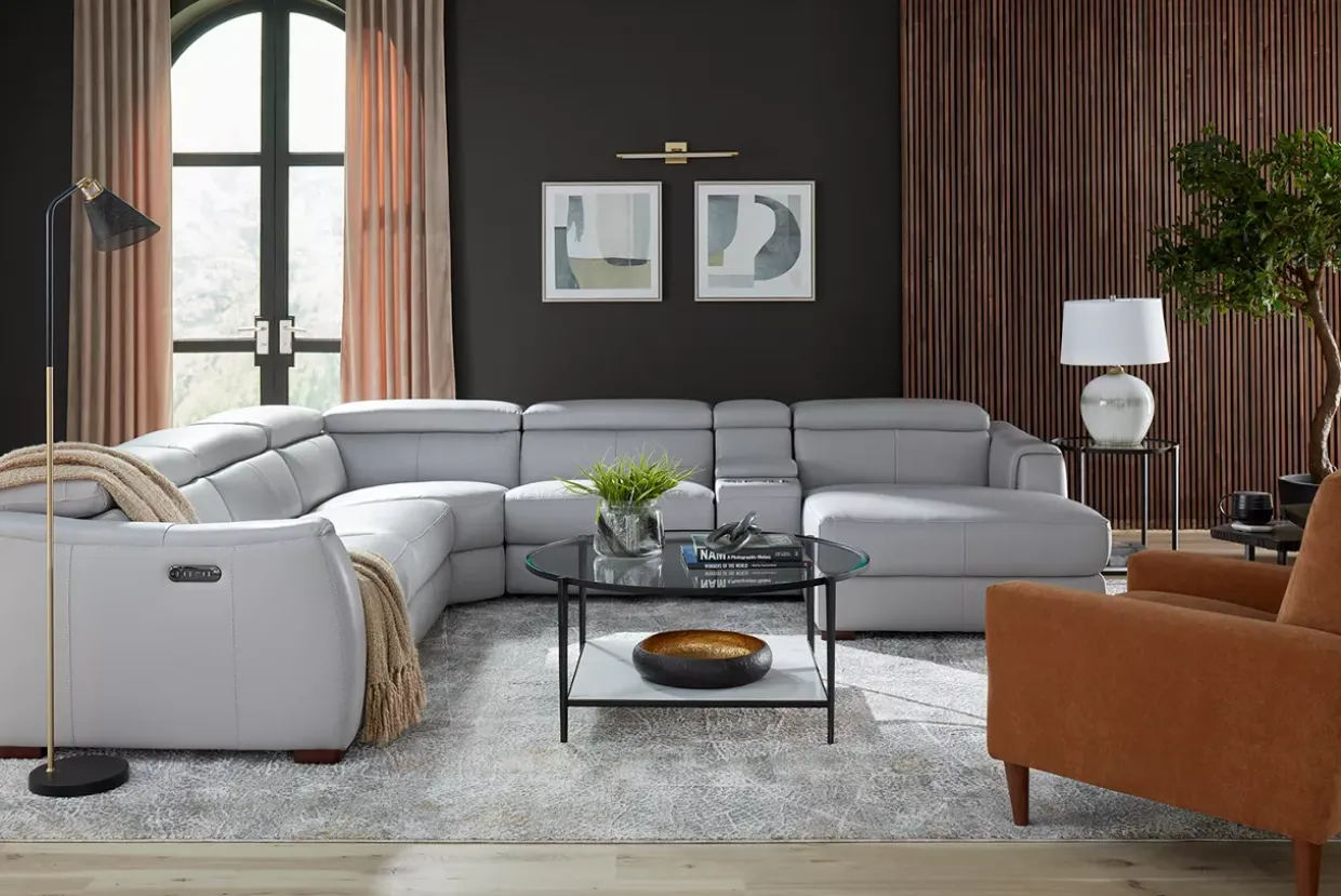 Leo Sectional