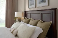Richmond Bed