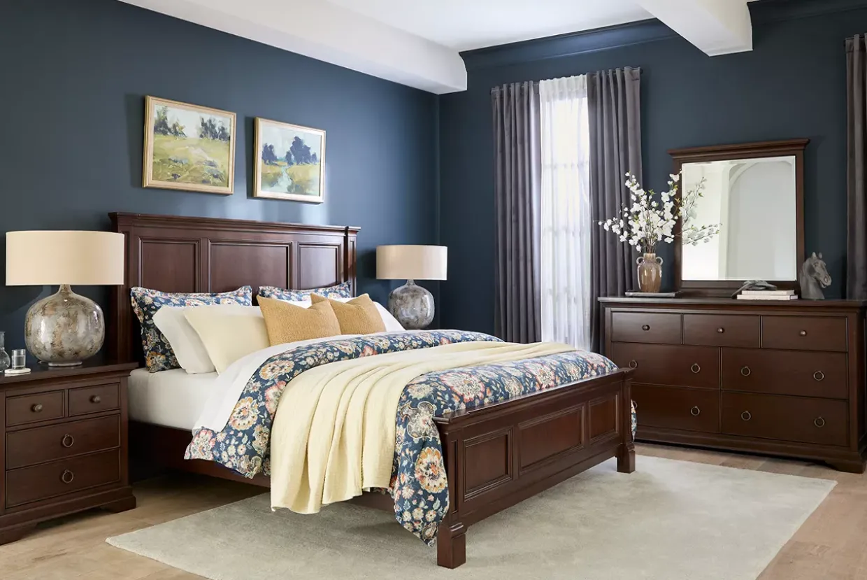 Richmond Dresser