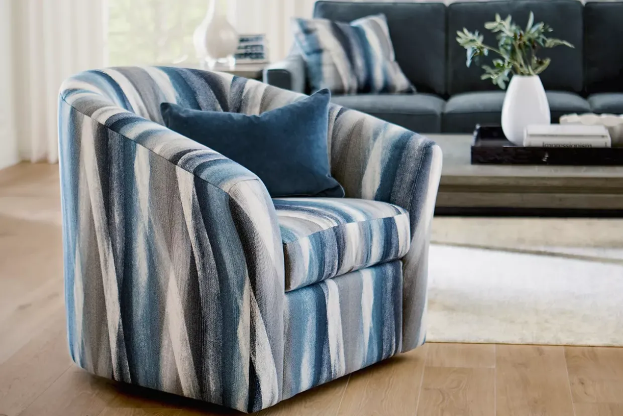 Shiloh Swivel Accent Chair