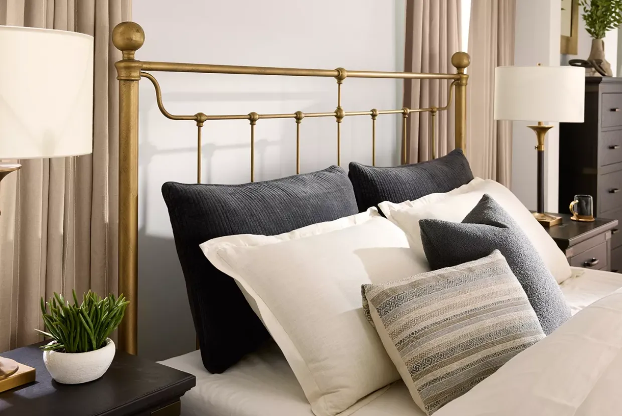Trenton Metal Bed