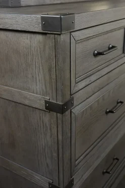 Vickery Creek Chest